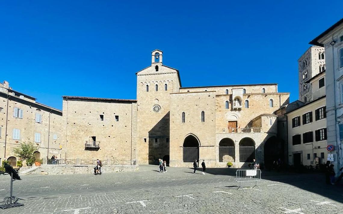 Domani l’addio al piccolo Leonardo, città in lutto