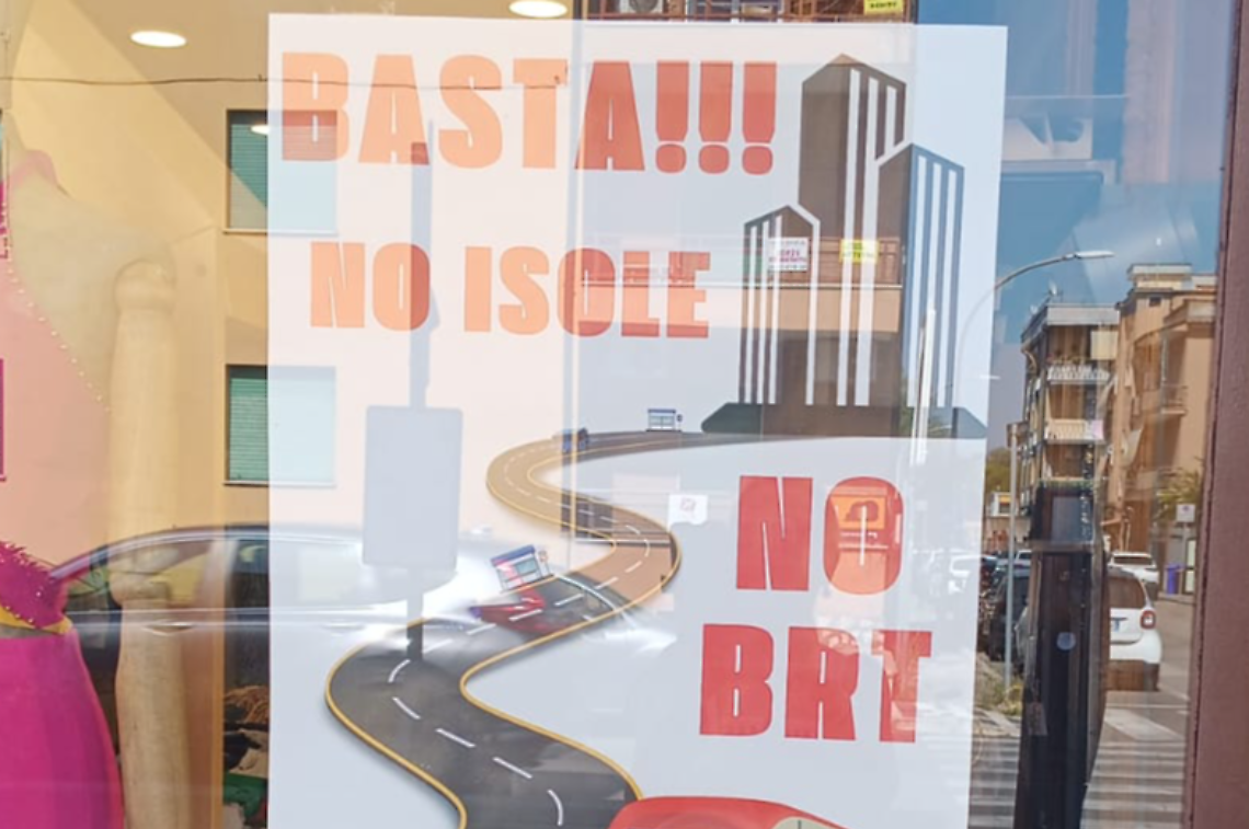 Brt, la protesta dei commercianti