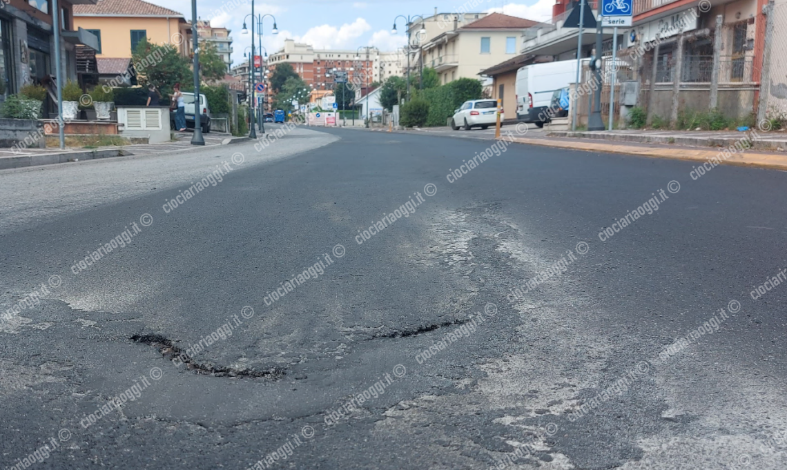 L’asfalto per il Brt? È già saltato