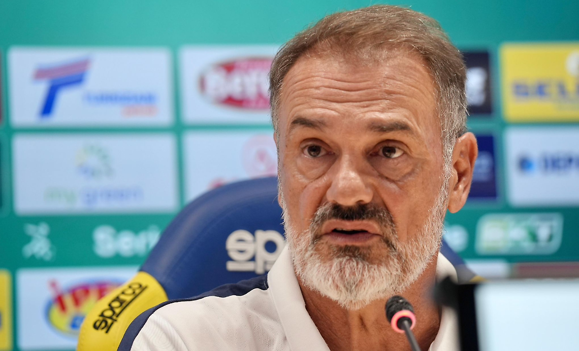 Vivarini pronto all'esordio in B: «Giocheremo tanto e bene»