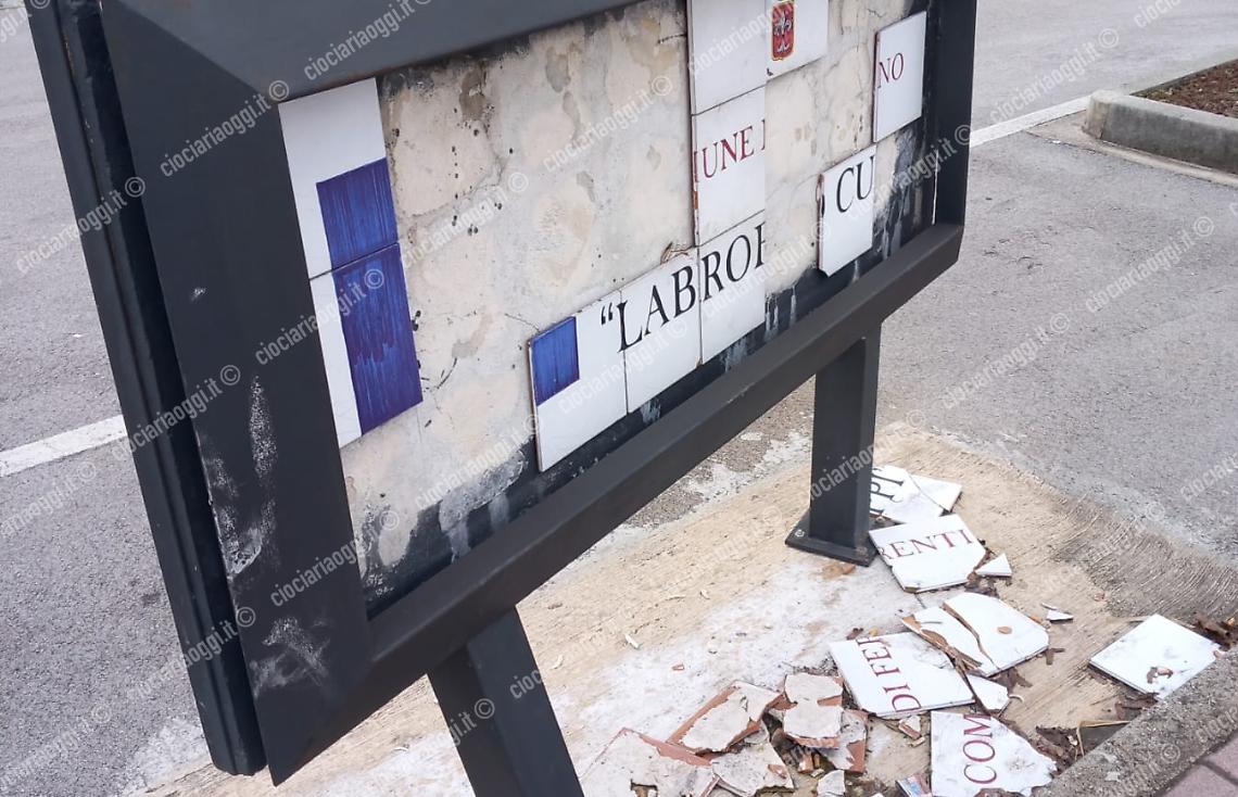 Decoro parola sconosciuta. Centro e periferia nel degrado