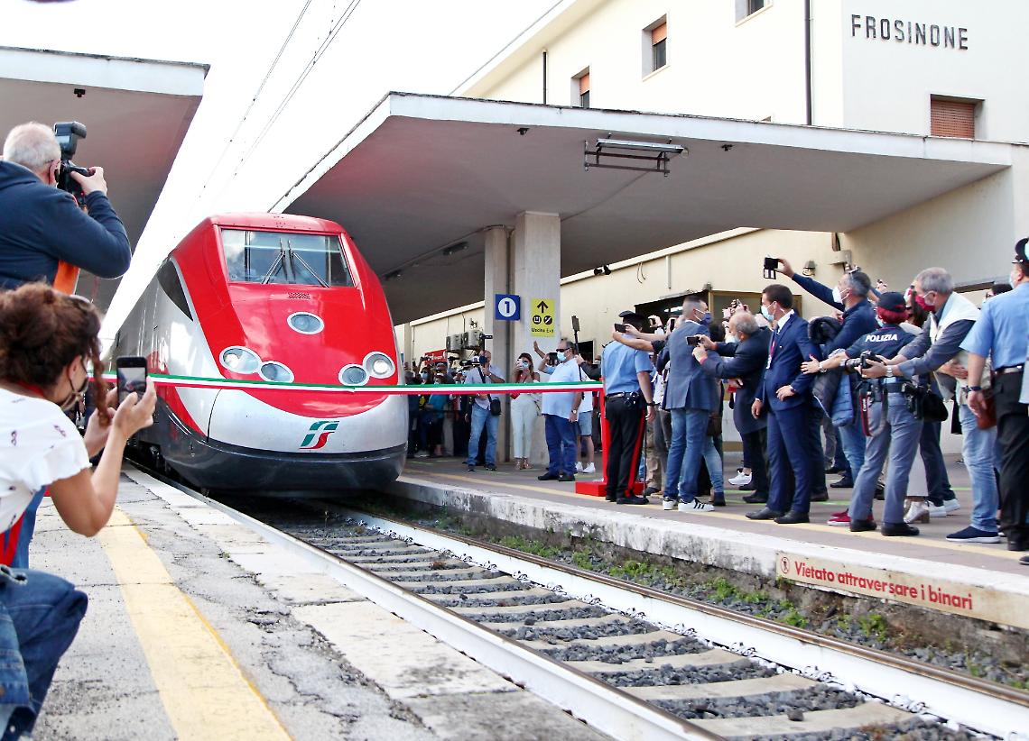 Alta Velocità e aeroporto  per il decollo