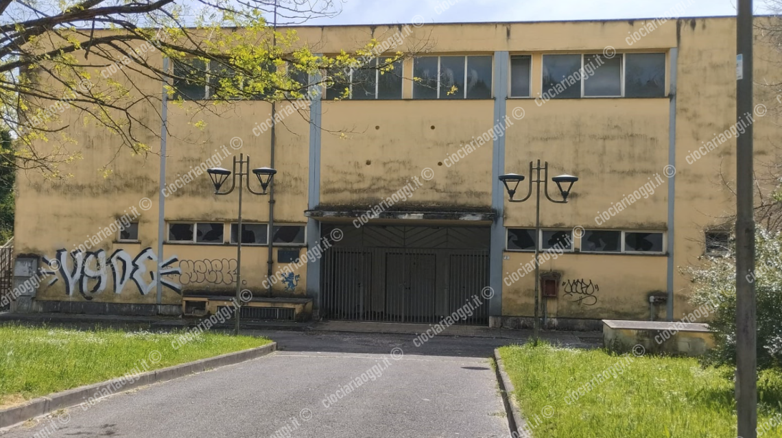 Palestra Coni, scontro al vetriolo