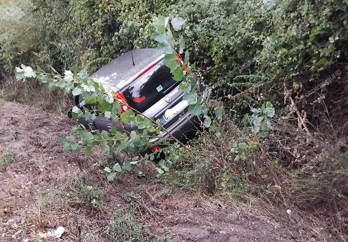 Auto in un fossato a Veroli