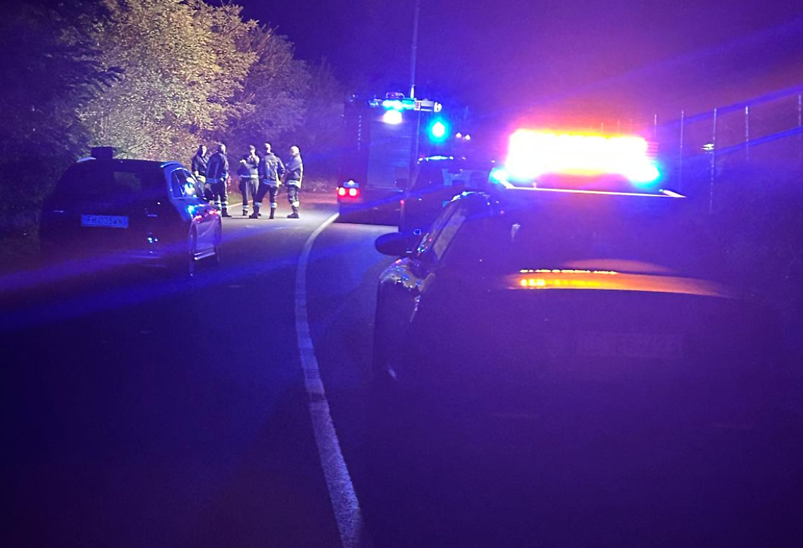 Tragedia nella notte: perde il controllo dell'auto e finisce fuori strada. Muore un giovane 