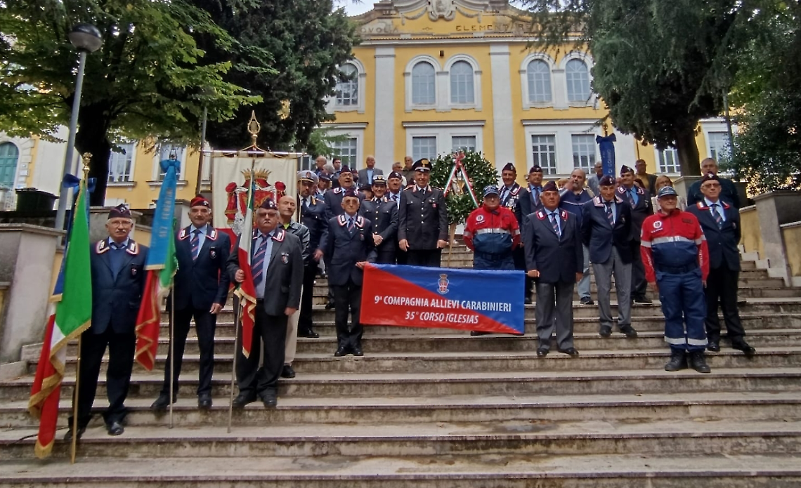Gli ex carabinieri del 35° Corso della 9^ Compagnia Iglesias rendono omaggio ai caduti di Nassirya