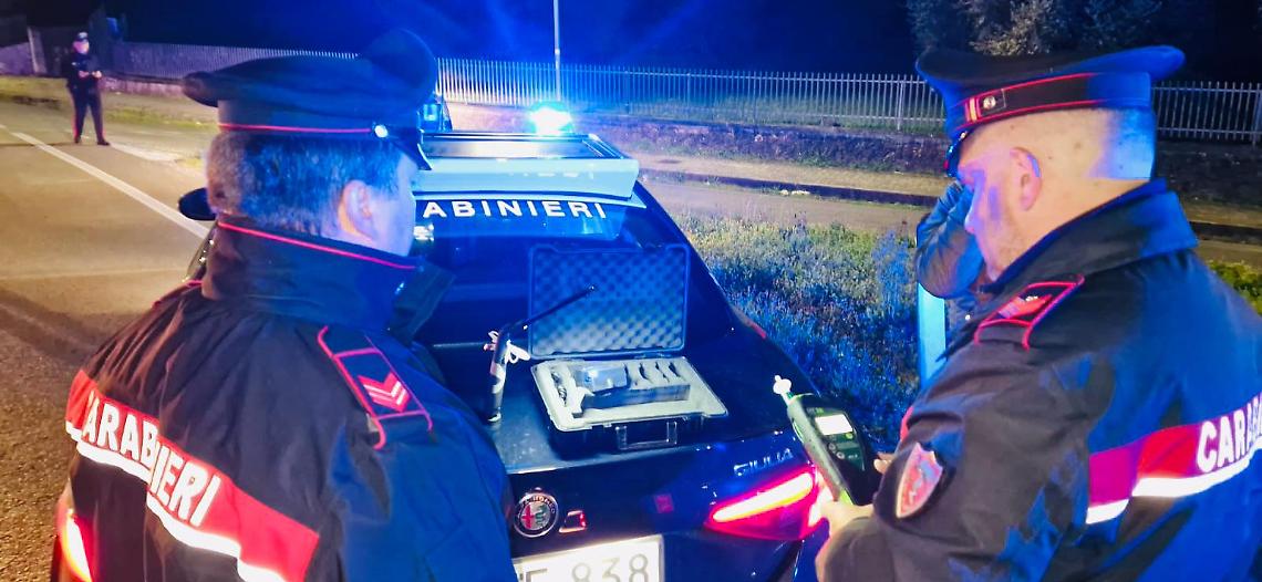Carabinieri, controlli stradali