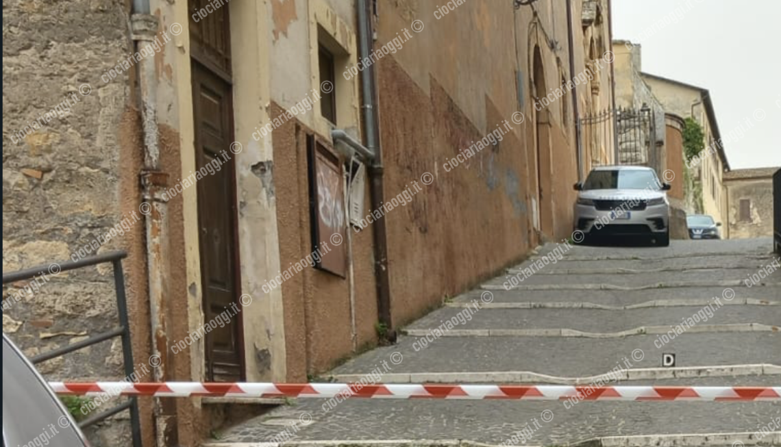 Aggressione a Ferentino fuori da scuola