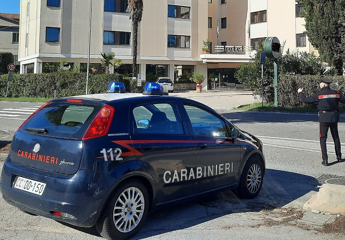 Condannata per furto, sessantaduenne finisce in carcere