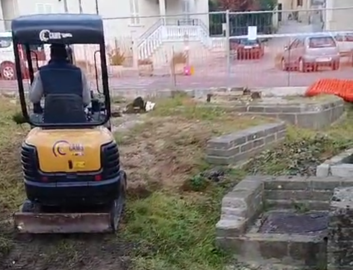 A “Fontana Bussi” interventi nel vivo. Il fontanile tornerà all’antico splendore