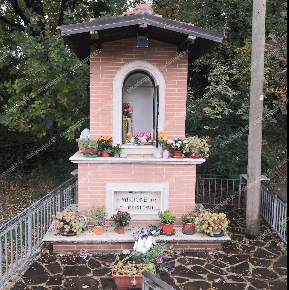 Rubata la statua della Madonna di Loreto
