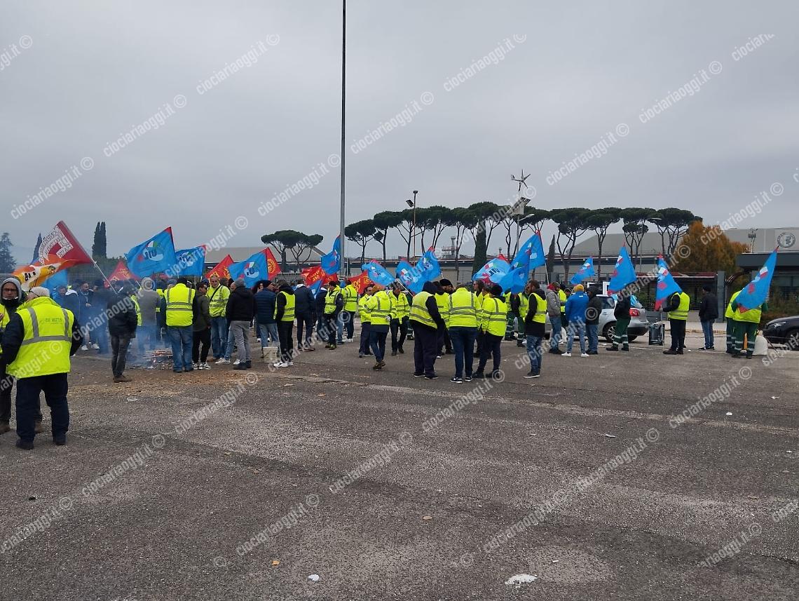 Stellantis, battaglia a oltranza