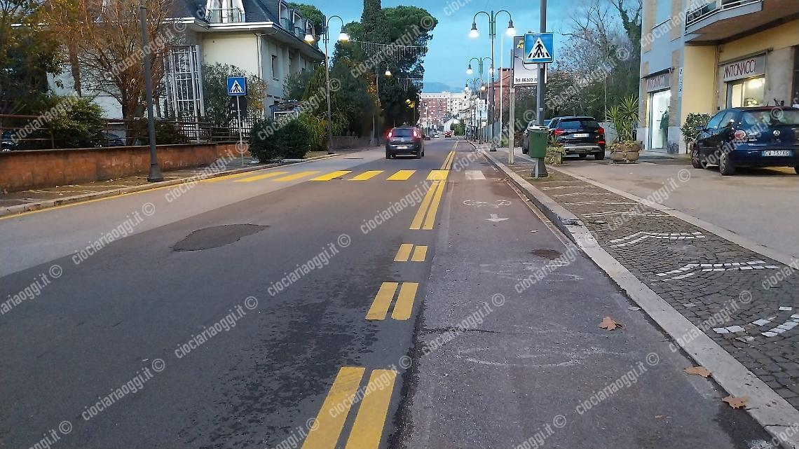 Via Marittima. Finalmente torna il doppio senso, a metà