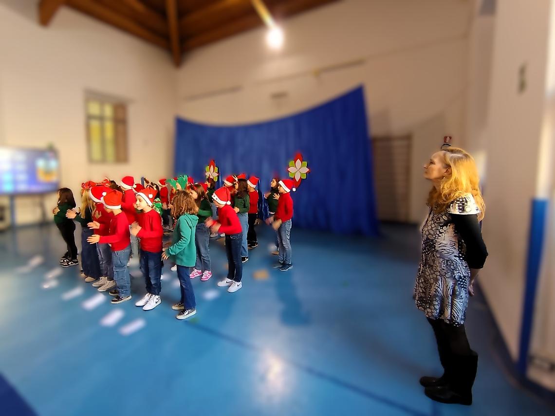 Il saluto di Natale dei giovani alunni all’insegna del desiderio e della speranza