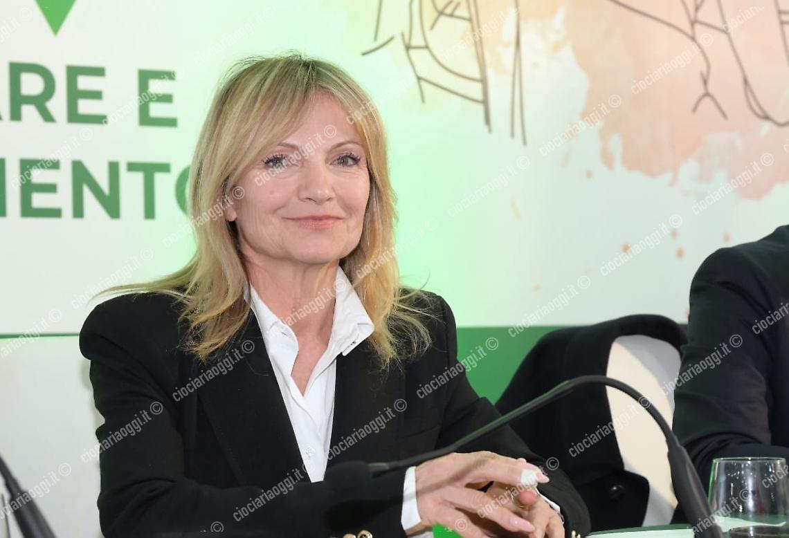 Antonella Valleriani è la nuova segretaria generale della Cisl Frosinone