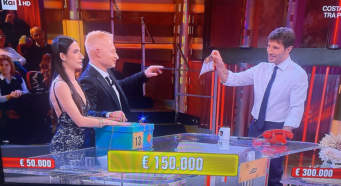 Mariano Scarpetta protagonista di "Affari Tuoi" porta a casa 150.000 euro