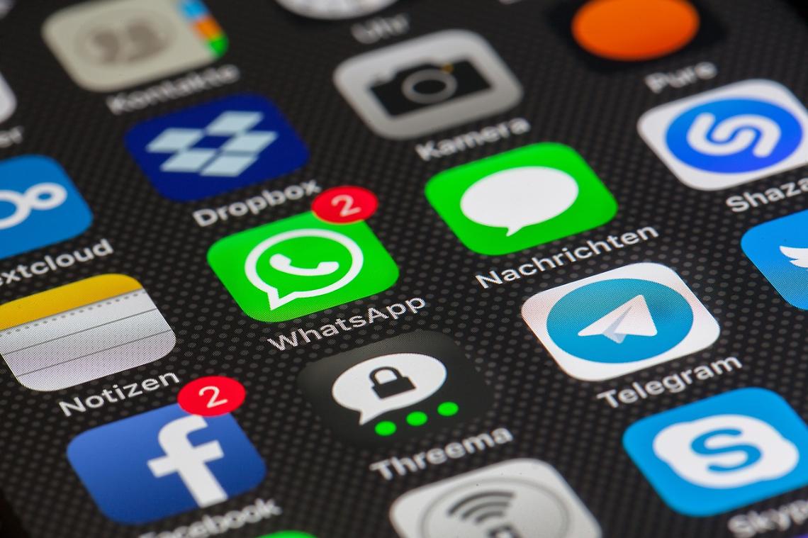 telefono social smartphone pixabay