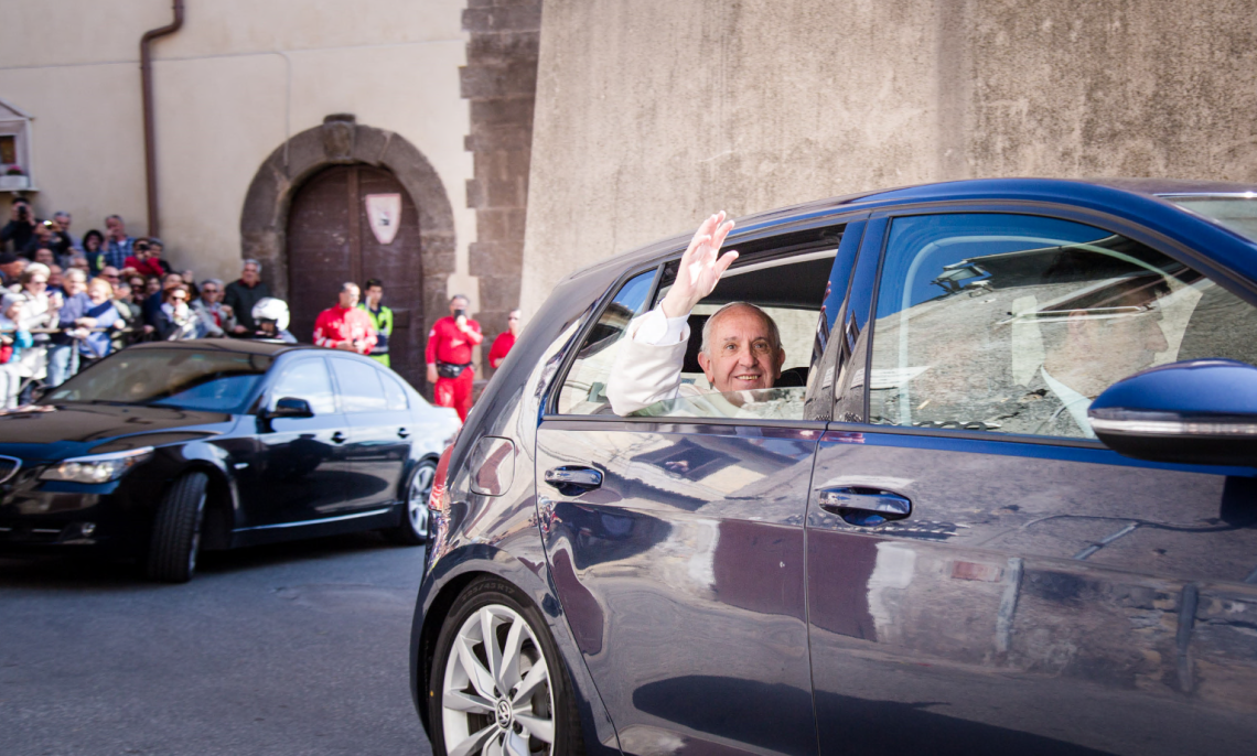 La prima visita di Papa Francesco in Ciociaria. «Custodiamo il suo messaggio di speranza»