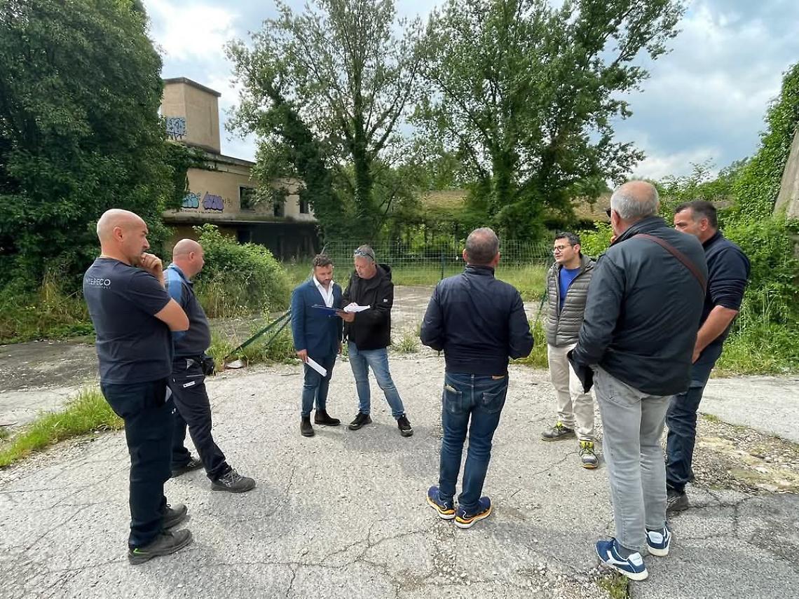 Ex cartiera “Vita Mayer”, parte la bonifica