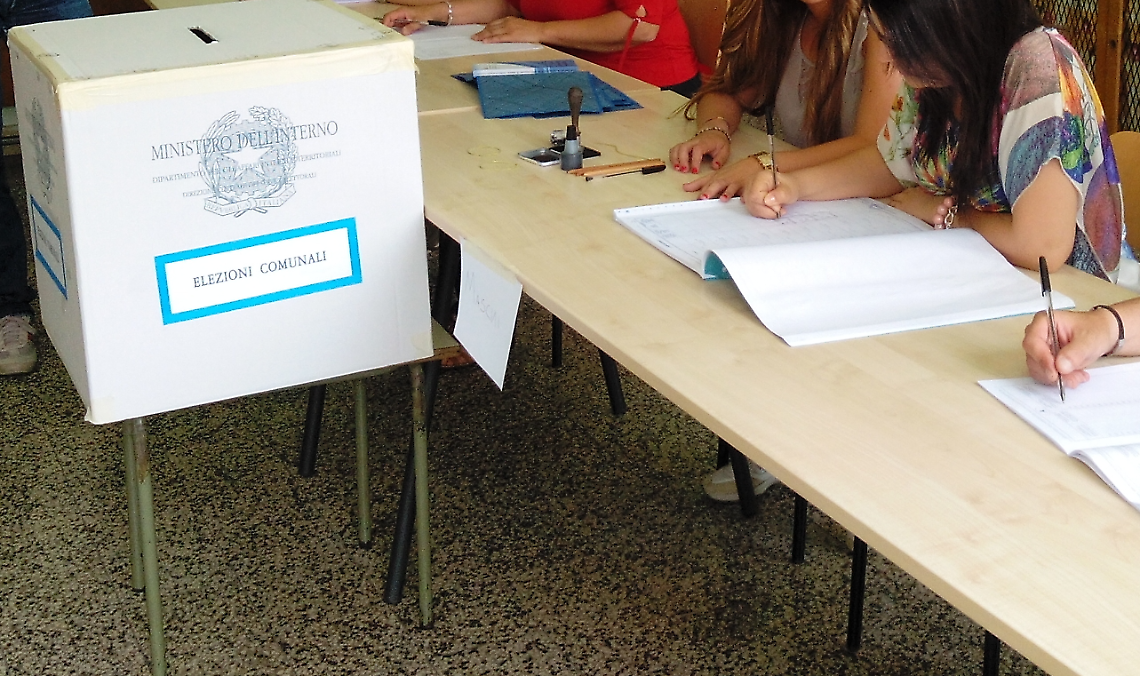 Elezioni comunali, tiene l’affluenza nella prima mattinata di voto