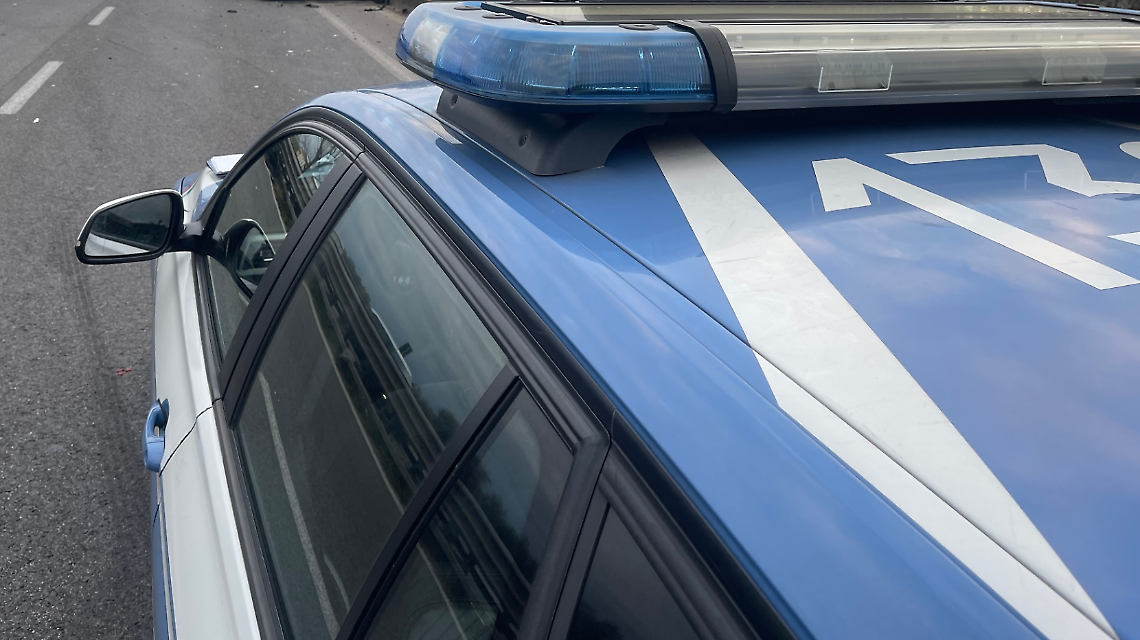 Maxi sequestro di droga in A1. Viaggiava con dieci chili di cocaina nel vano della ruota di scorta: arrestato un trentenne