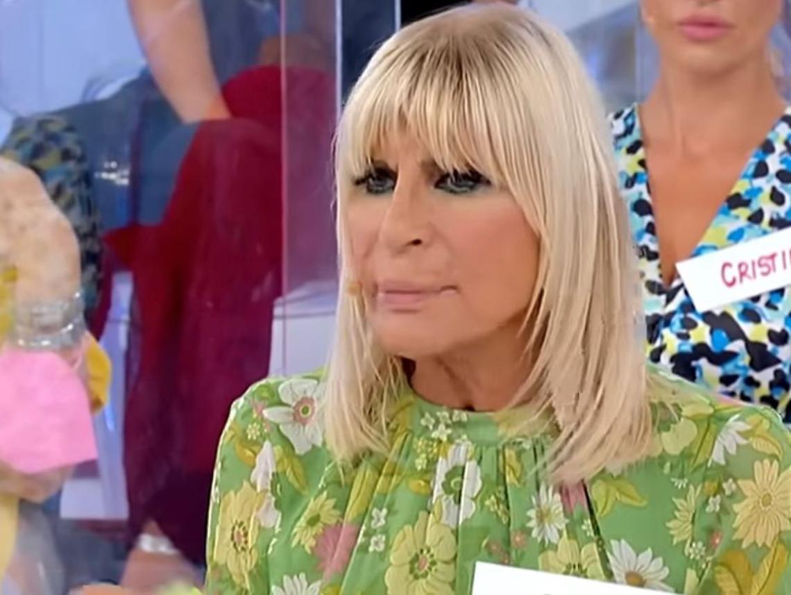 Malore per Gemma Galgani: apprensione per la dama del trono over