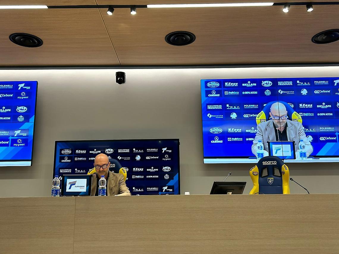 Conferenza stampa Doronzo LIVE: «Vi presento la campagna abbonamenti»