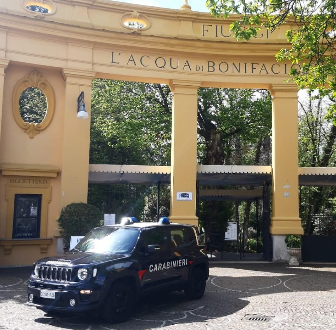Titolare di una pizzeria aggredita dal compagno