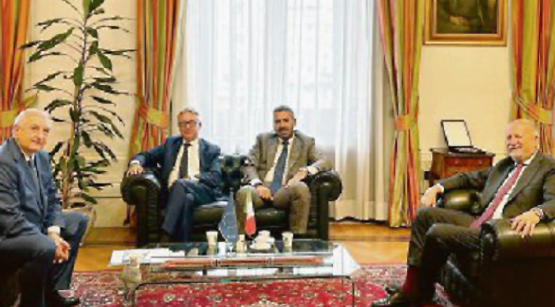 Zes, Fratelli d'Italia in campo