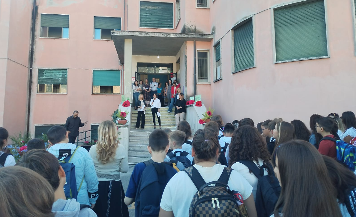 Comprensivo Tre, accoglienza e solidarietà