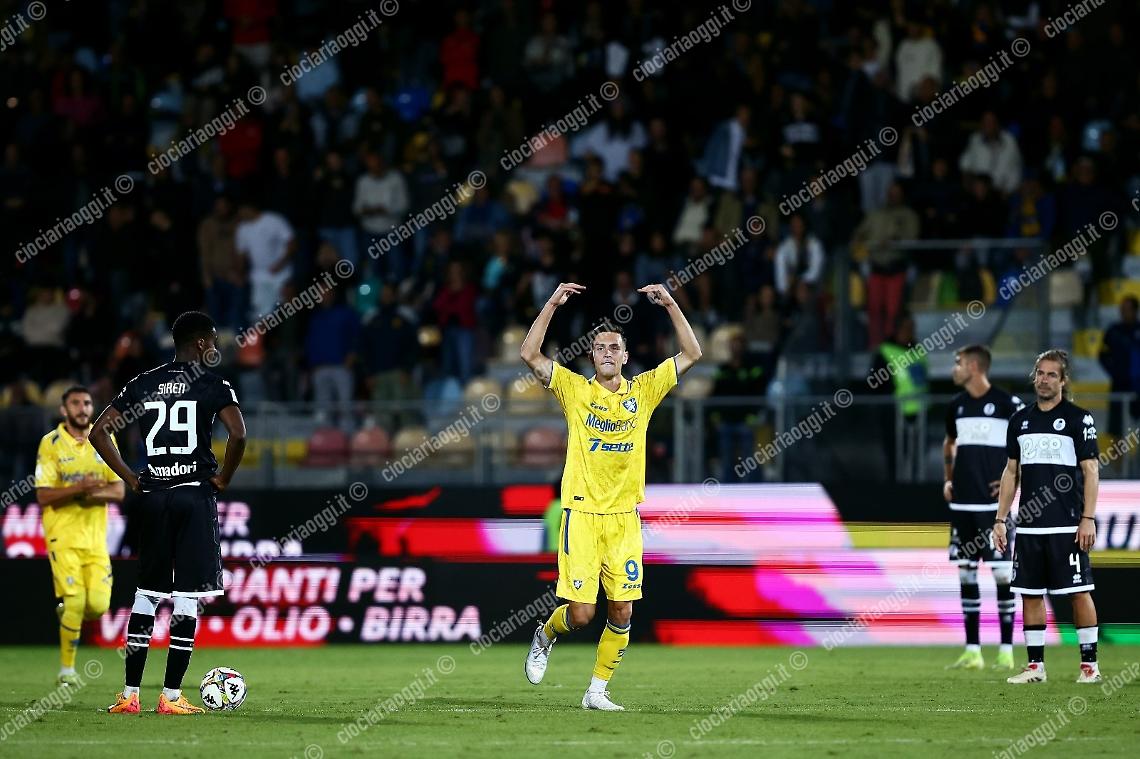 Pagelle Frosinone-Cesena: Raimondo da bomber, Kvernadze sbaglia