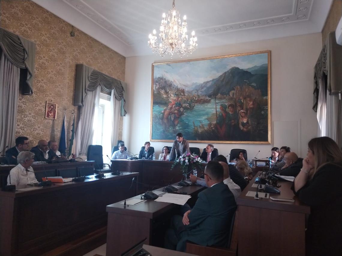 La Tari "scalda" il consiglio