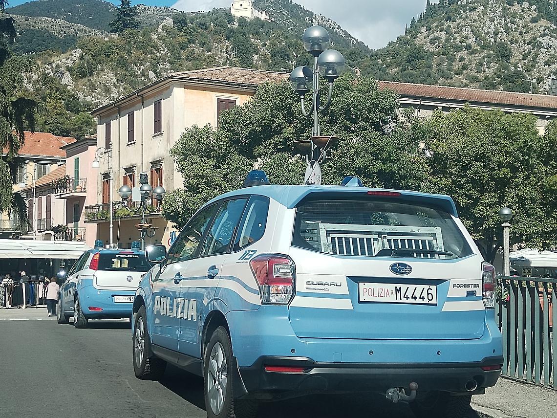 Controlli straordinari delle forze dell'ordine al mercato del giovedì