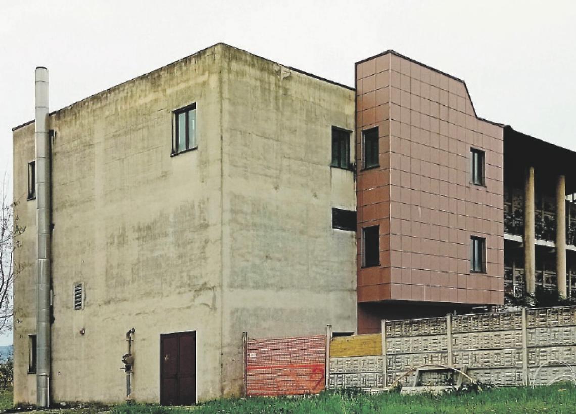 Emergenza loculi al cimitero