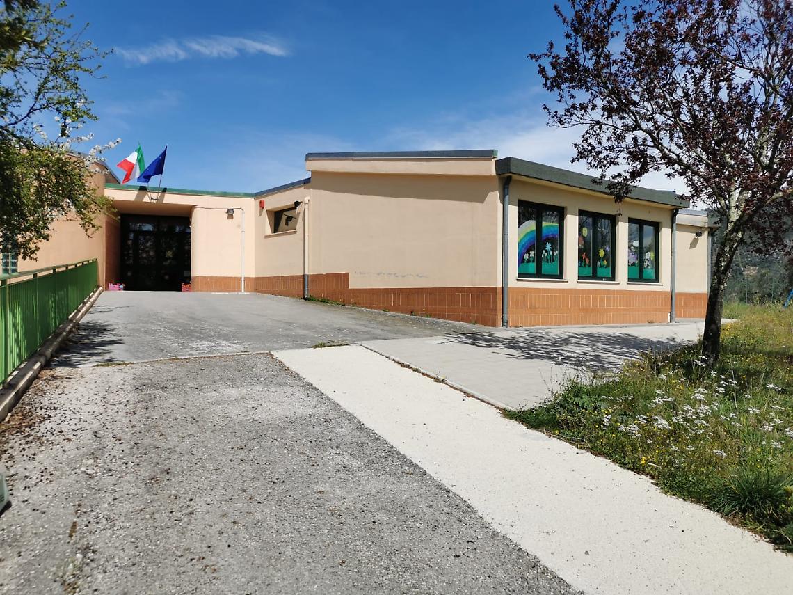 Vandali nella scuola dell’infanzia Valle Ariana 