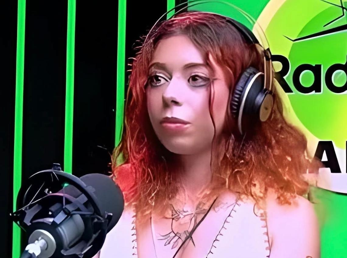 Star di OnlyFans denunciata: inseguiva il suo ragazzo con un coltello