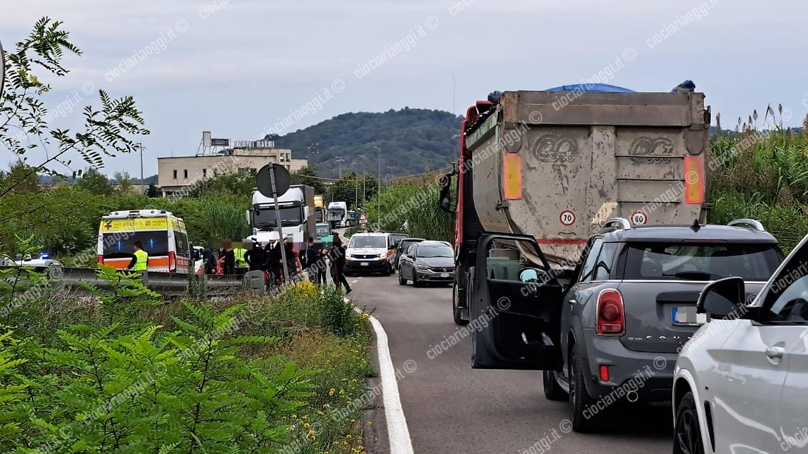 Scontro tra uno scooter e un'auto: ferito un carabiniere in località Ausente 