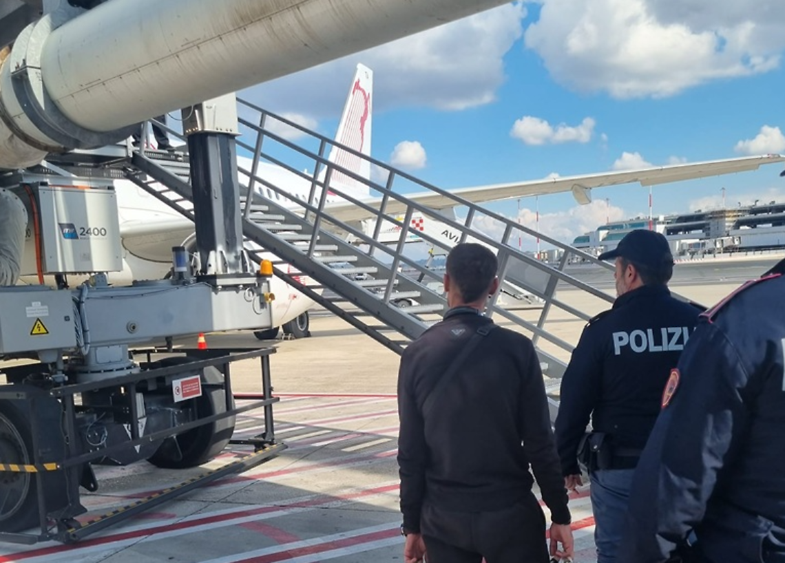 Immigrazione clandestina, due persone espulse