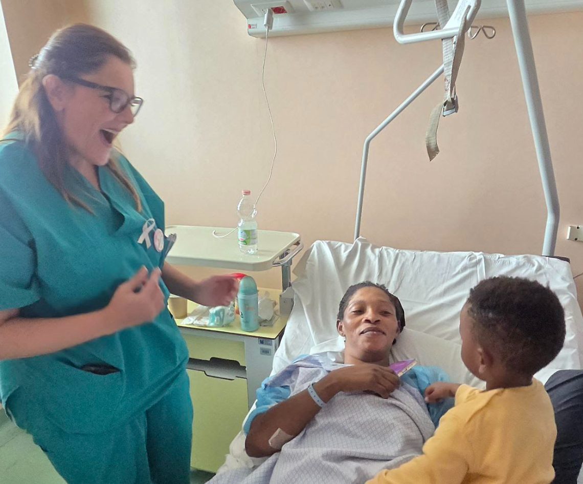 Una nascita speciale: bimbo viene alla luce sull'ambulanza del 118 