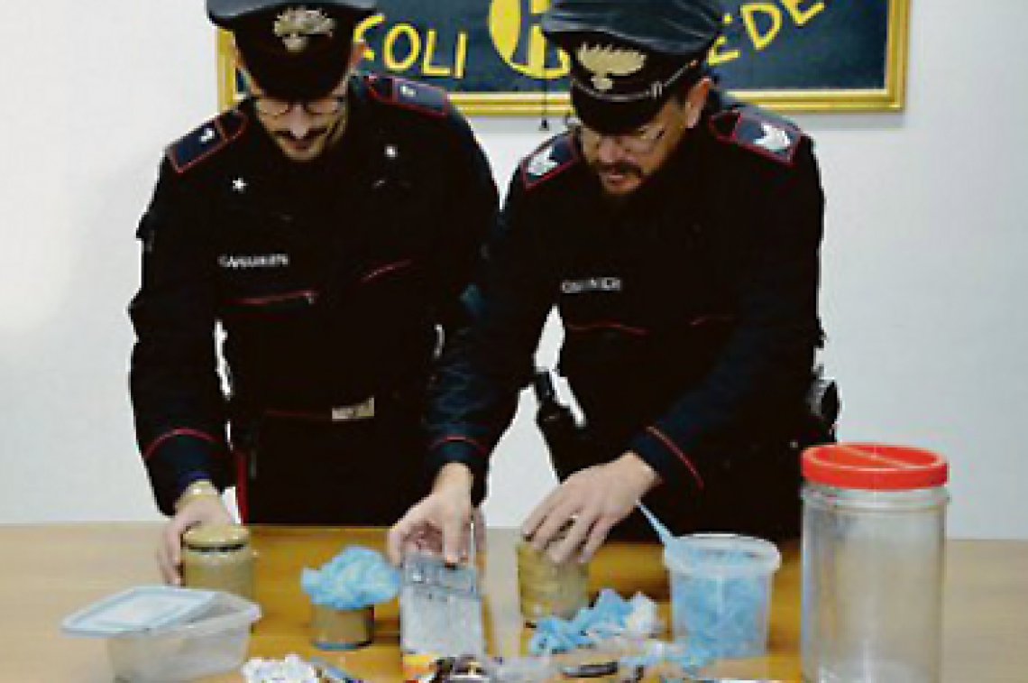 Droga, scattano quattro arresti