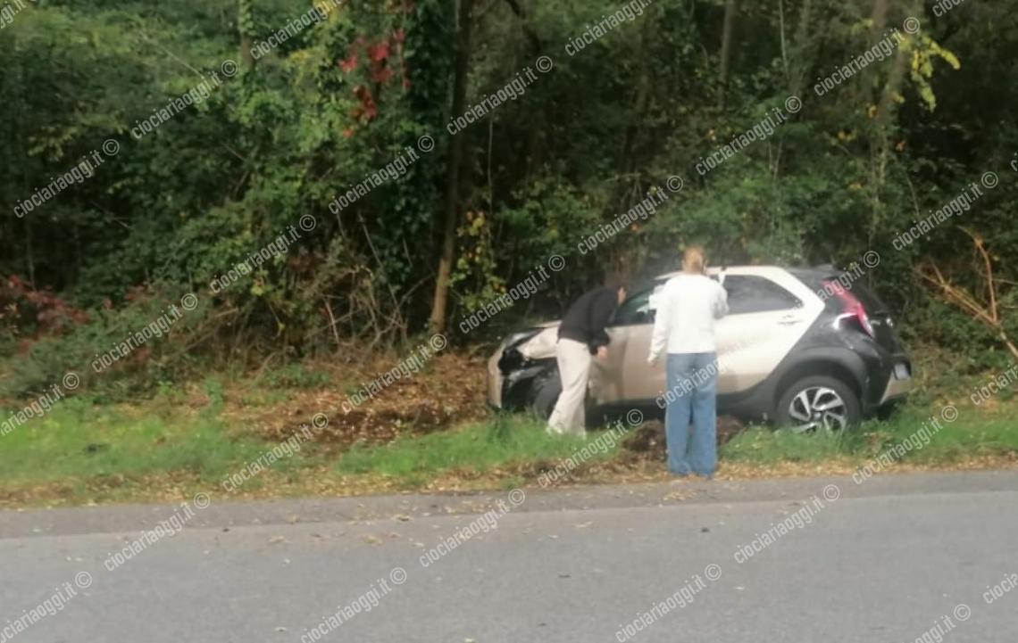 Incidente tra due auto sulla Superstrada Anticolana