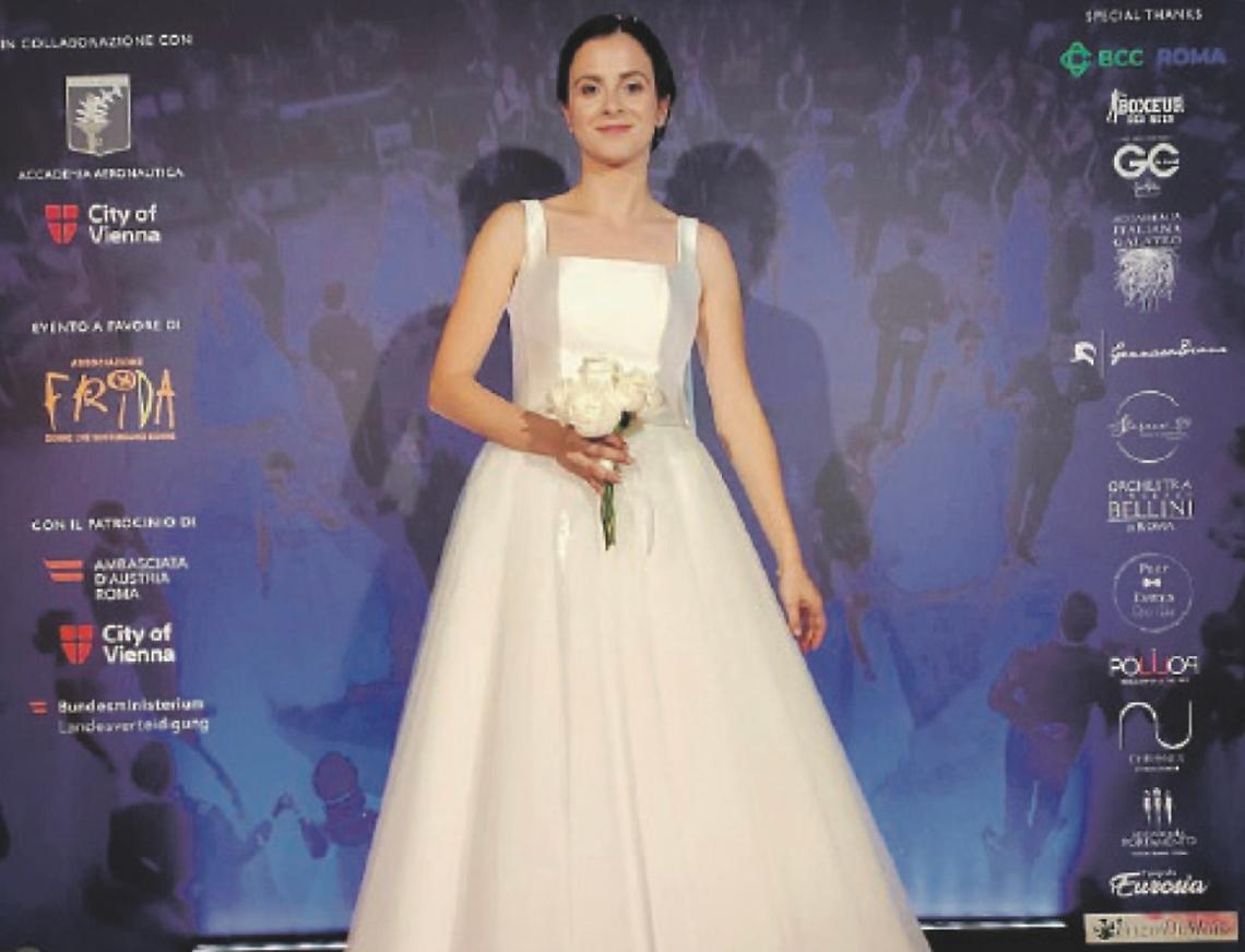 Luana al Gran Ballo Viennese. Emozione e grande fascino