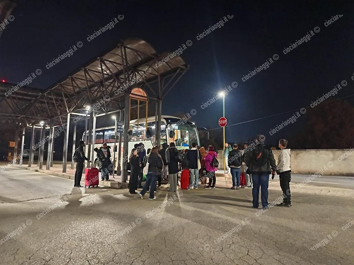 Treni fermi sulla Roma-Cassino. Investita una persona 