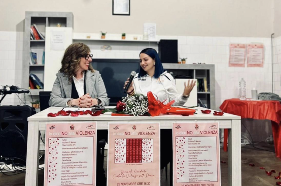 Un pugno alla violenza di genere