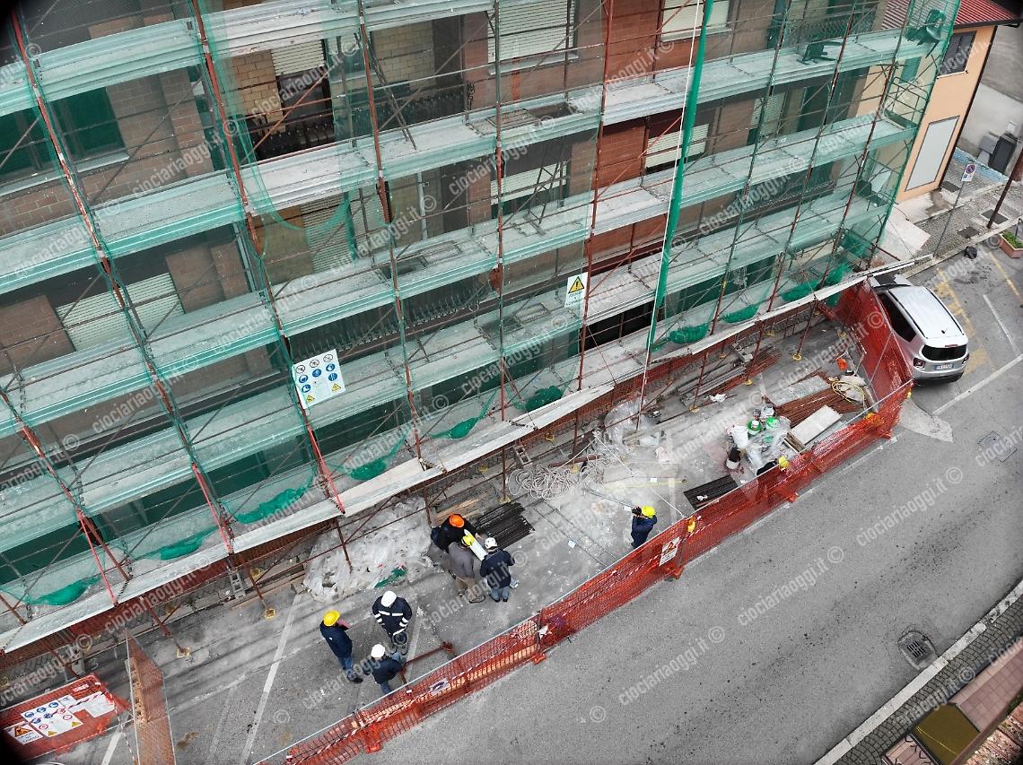 Operaio morto sul lavoro. Prime verifiche sul cantiere