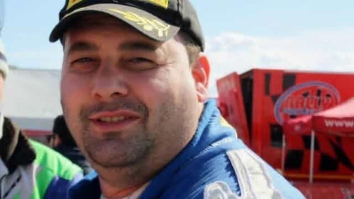 Malore alla guida, muore un pilota durante la manifestazione motoristica