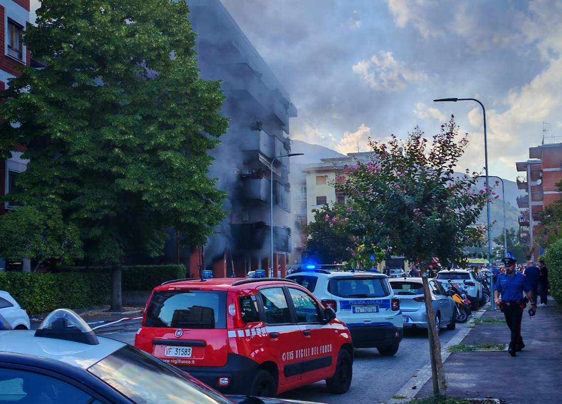 Incendio di via Zamosch, Natale fuori casa