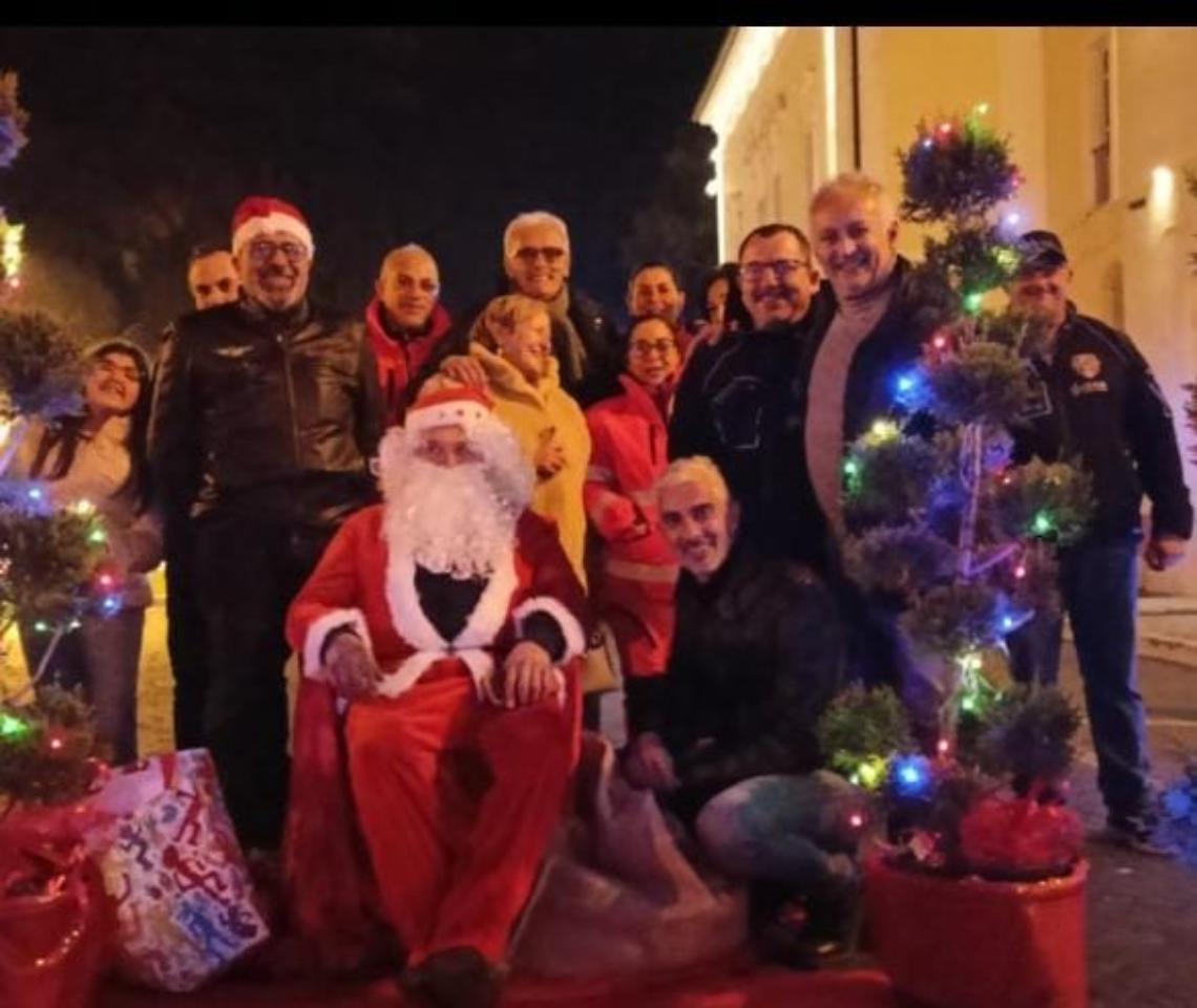 Grande successo per l'evento "Babbo Natale in motocicletta"