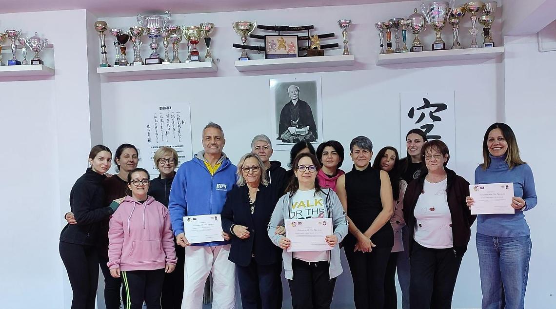 Corso gratuito di difesa personale, grande successo