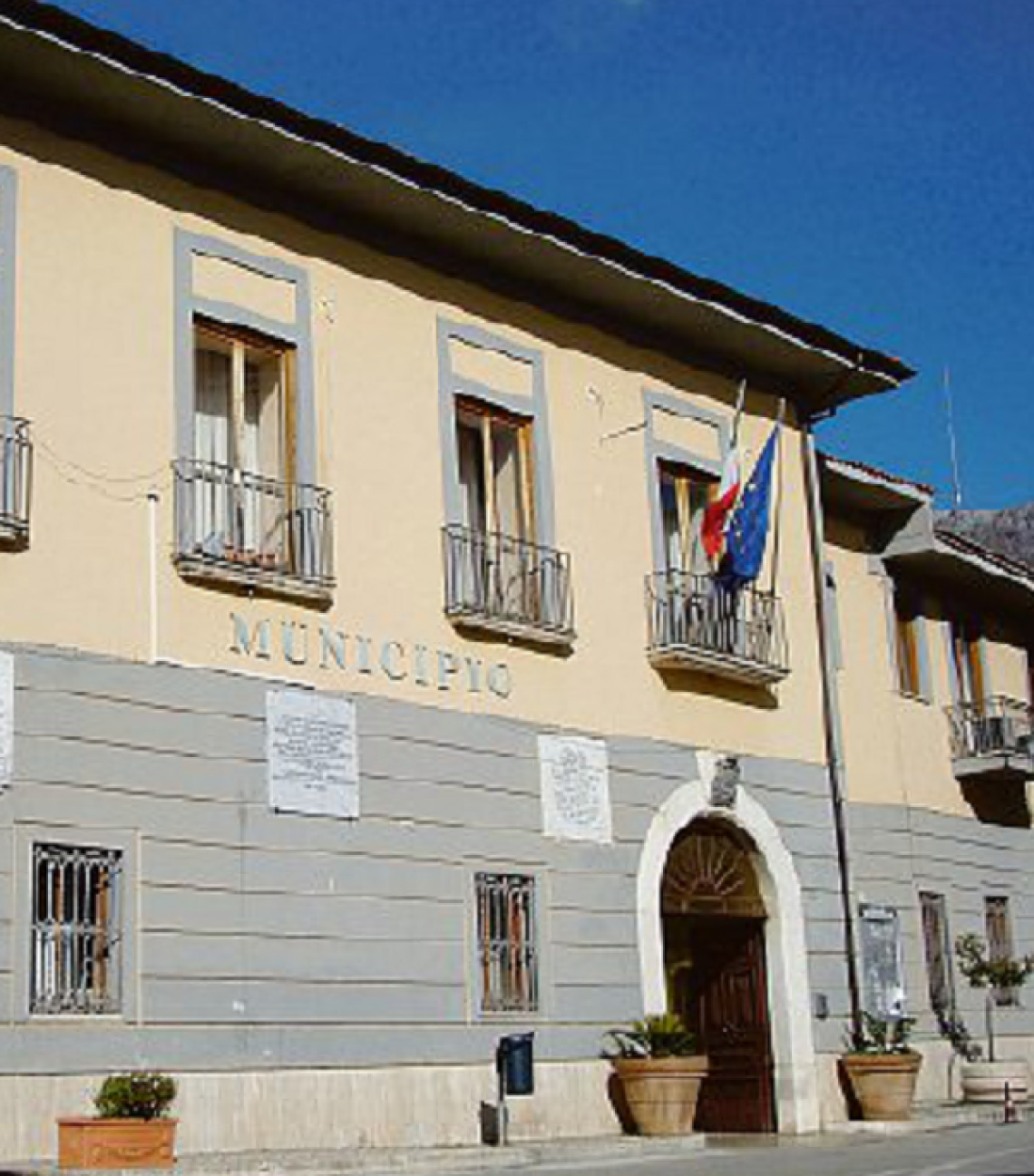 Stabilit&agrave; e crescita: le tasse restano invariate 